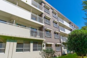 賃貸アパートの窓リフォーム | MADOショップ平塚真土店（株式会社 小林建窓）